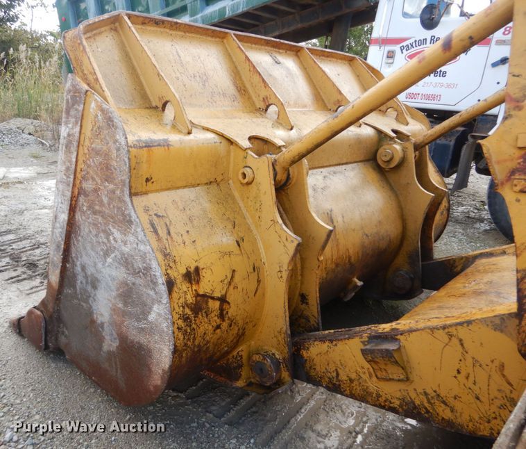 image for item JF9954 1979 Caterpillar 977  track loader