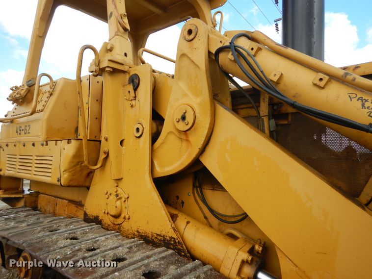 image for item JF9954 1979 Caterpillar 977  track loader