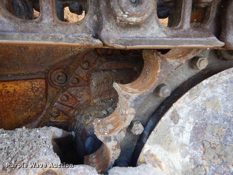 image for item JF9954 1979 Caterpillar 977  track loader