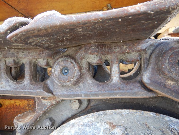 image for item JF9954 1979 Caterpillar 977  track loader