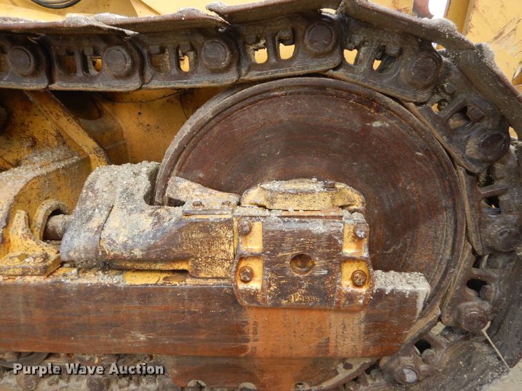 image for item JF9954 1979 Caterpillar 977  track loader