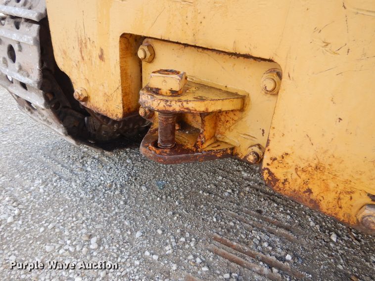 image for item JF9954 1979 Caterpillar 977  track loader