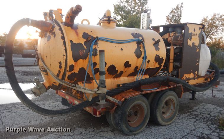 image for item JF9957 1998 Vac-Tron PMD-800  vacuum excavator