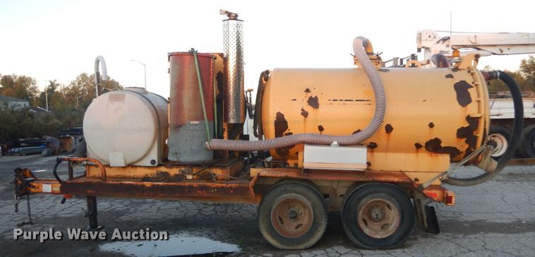 image for item JF9957 1998 Vac-Tron PMD-800  vacuum excavator