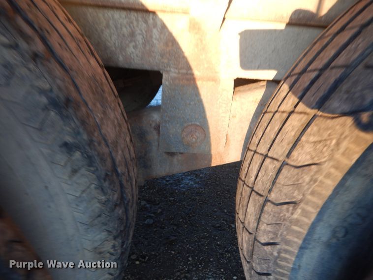 image for item JF9957 1998 Vac-Tron PMD-800  vacuum excavator