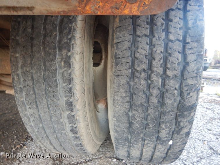 image for item JF9957 1998 Vac-Tron PMD-800  vacuum excavator