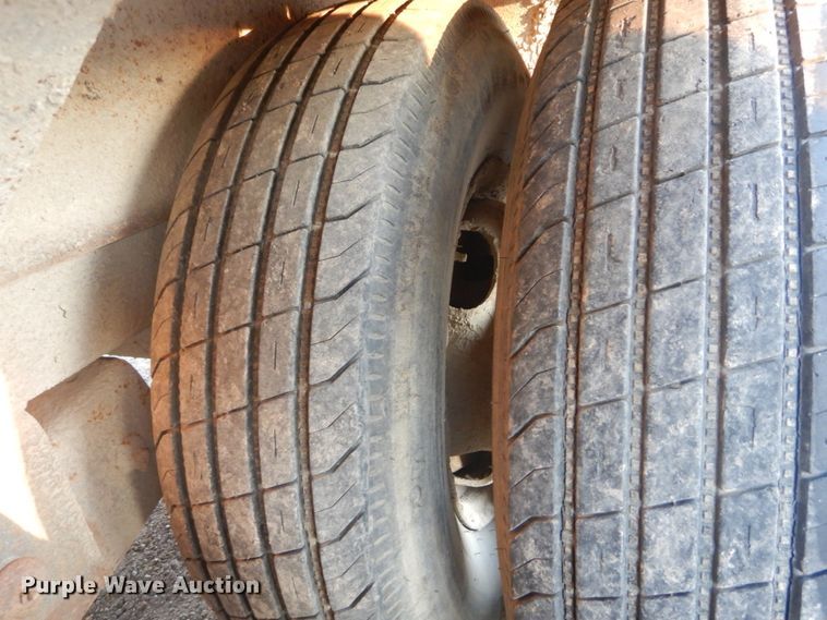 image for item JF9957 1998 Vac-Tron PMD-800  vacuum excavator