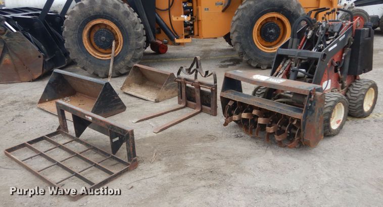 image for item JF9960 Toro Dingo  compact utility loader