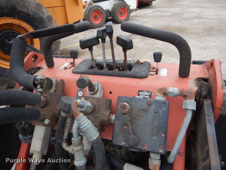 image for item JF9960 Toro Dingo  compact utility loader