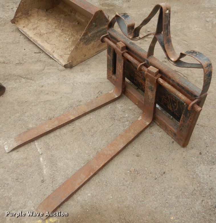 image for item JF9960 Toro Dingo  compact utility loader