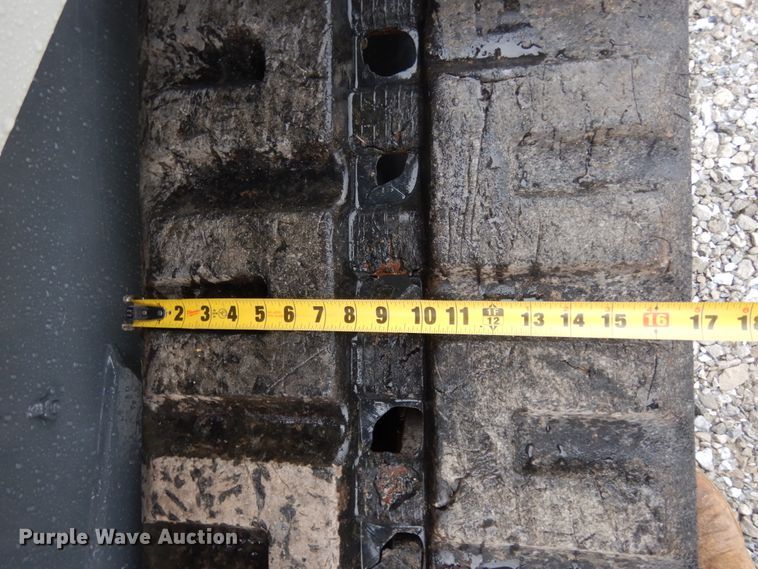 image for item JI9374 2017 Takeuchi TL12R2  tracked skid steer loader