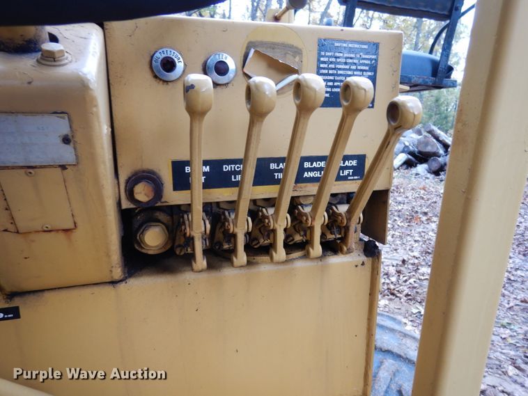 image for item JI9378 1972 Vermeer M450  trencher