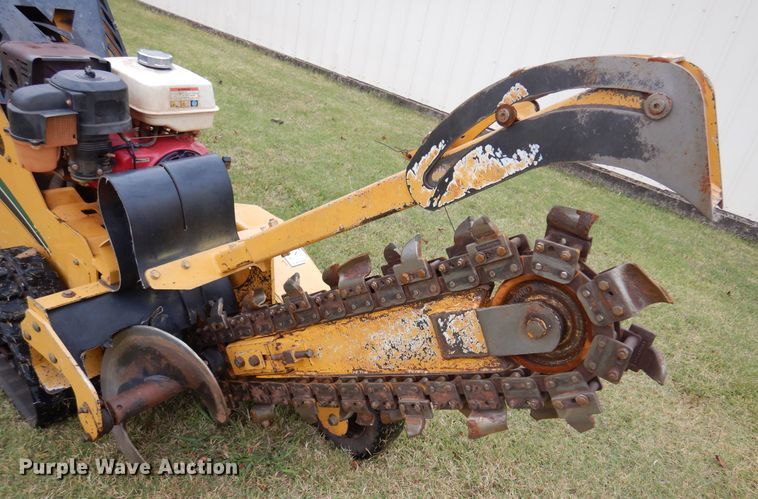 image for item JJ9916 Vermeer RTX100  trencher