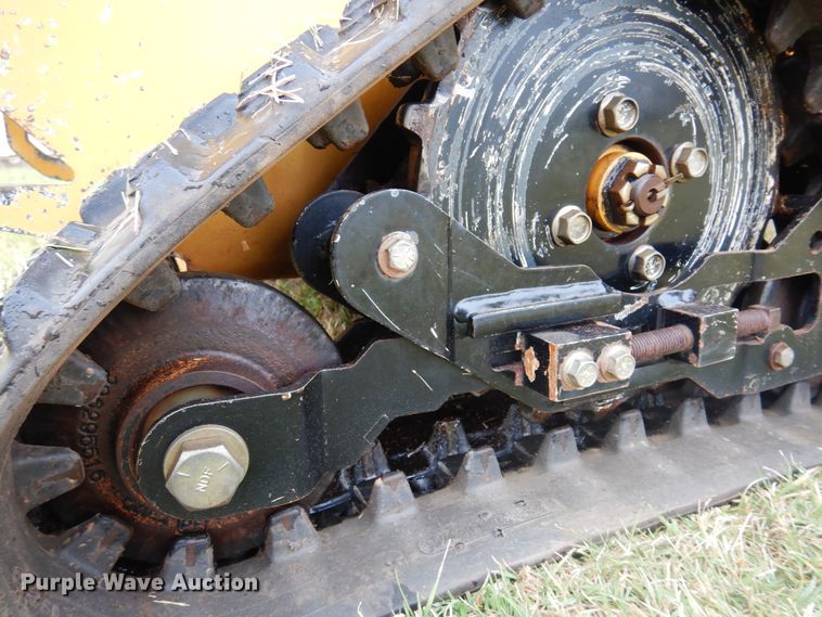 image for item JJ9916 Vermeer RTX100  trencher