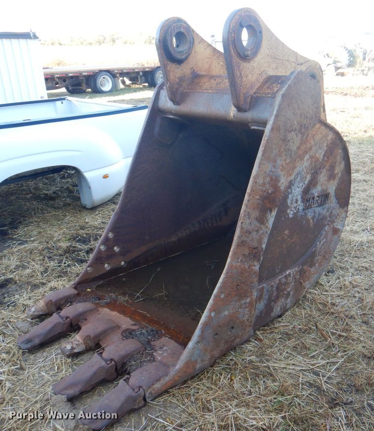 image for item JS9210 Martin  41" W excavator bucket