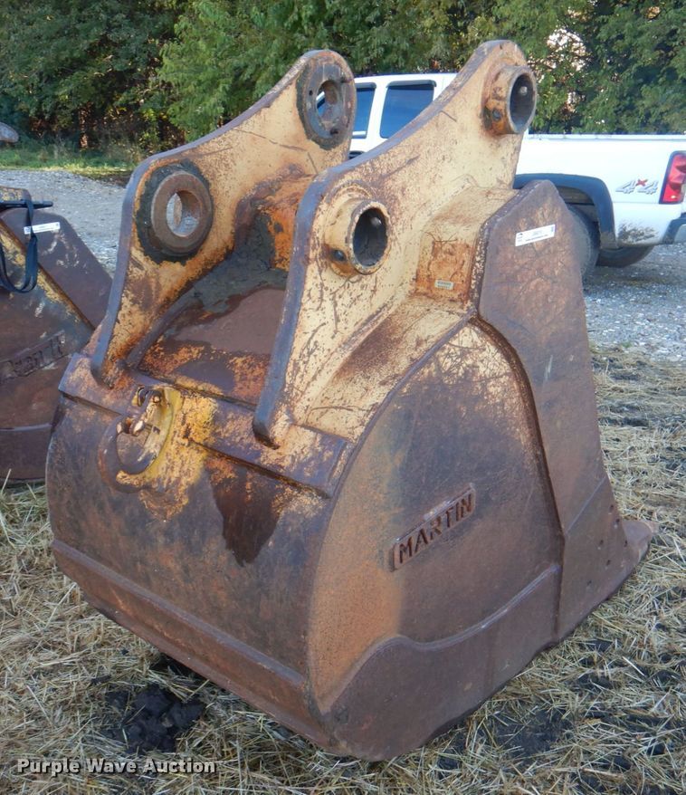 image for item JS9210 Martin  41" W excavator bucket