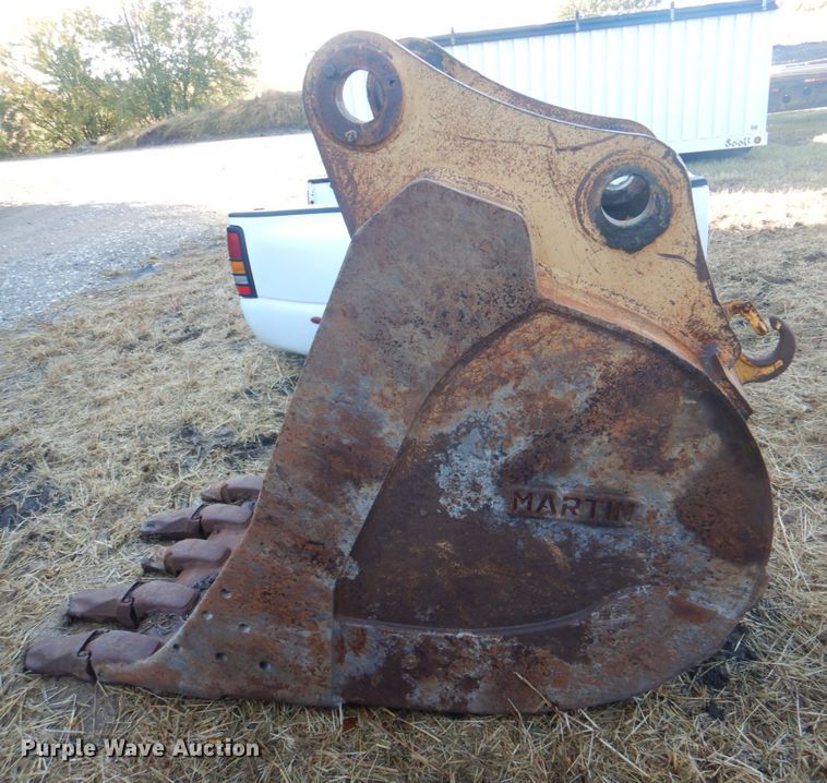 image for item JS9210 Martin  41" W excavator bucket