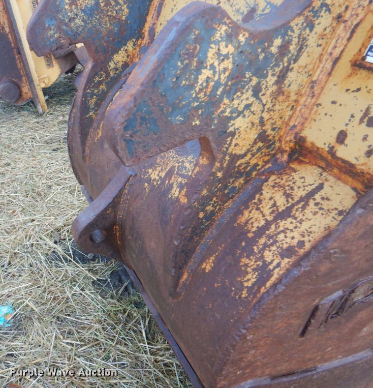 image for item JS9211 Brandt  41" W excavator bucket