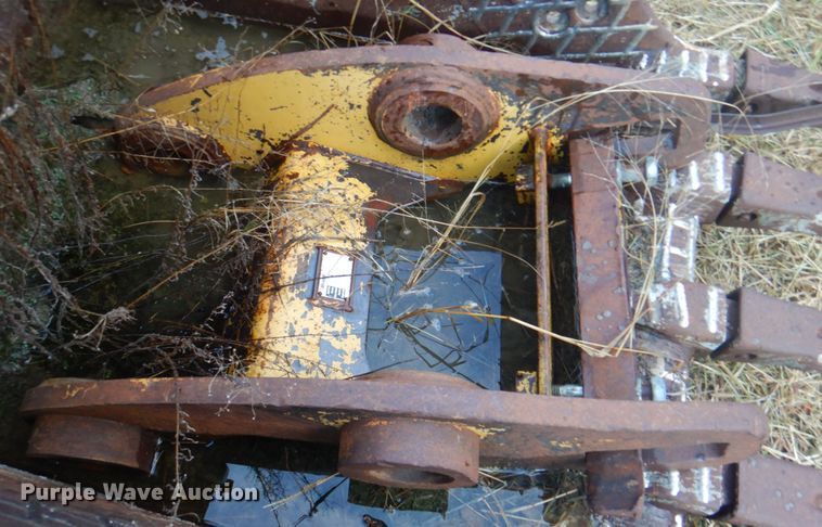 image for item JS9211 Brandt  41" W excavator bucket