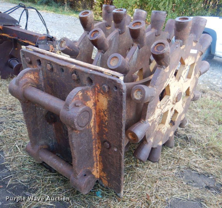 image for item JS9212 American Compaction  36" W excavator compactor wheel