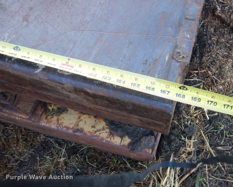 image for item JS9219 Trench box