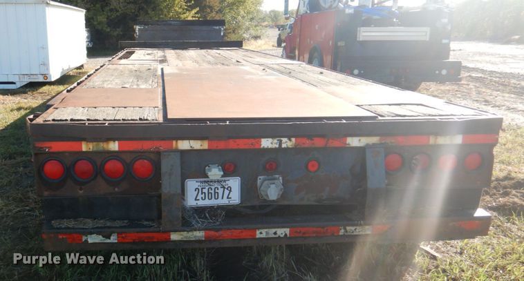 image for item JS9221 2000 Doonan 482DB14  drop deck trailer