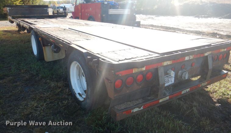 image for item JS9221 2000 Doonan 482DB14  drop deck trailer