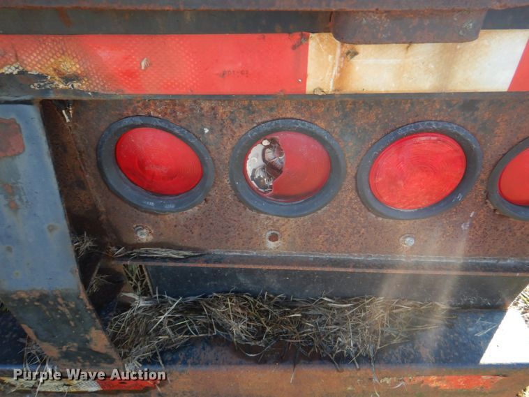 image for item JS9221 2000 Doonan 482DB14  drop deck trailer