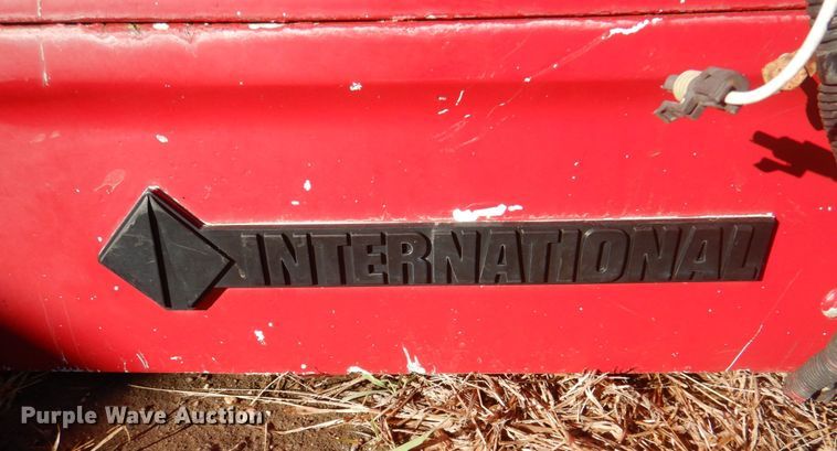 image for item JS9222 1995 International 4700  utility / service truck