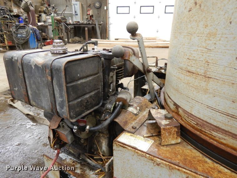 image for item JS9434 Pro Chopper  straw blower