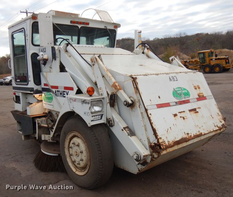 image for item JS9435 1989 Athey H10  street sweeper truck