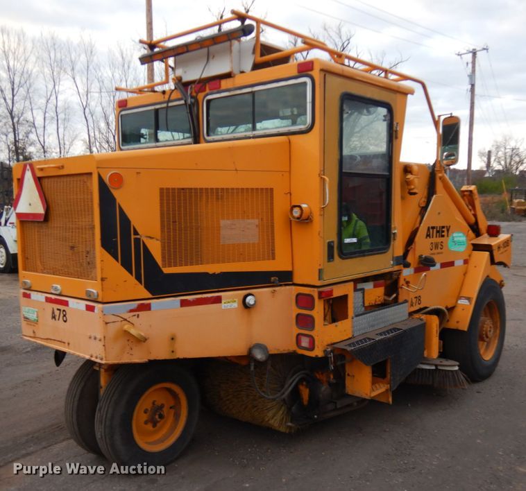 image for item JS9436 1995 Athey 3WS  street sweeper truck