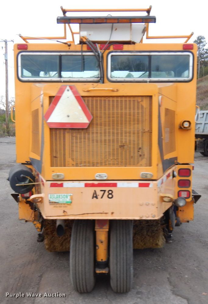 image for item JS9436 1995 Athey 3WS  street sweeper truck