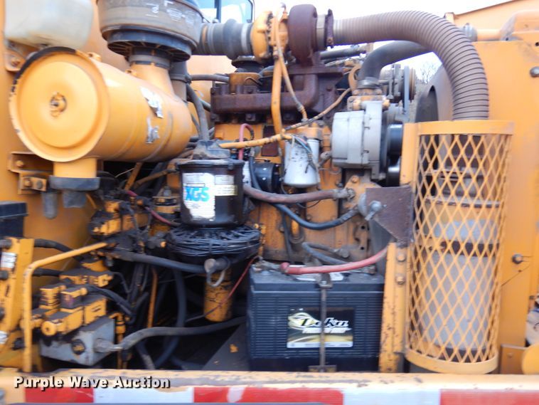 image for item JS9436 1995 Athey 3WS  street sweeper truck