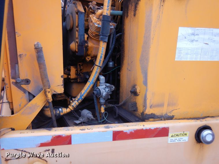 image for item JS9436 1995 Athey 3WS  street sweeper truck