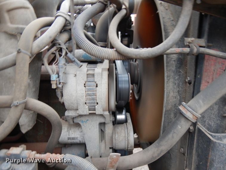 image for item JS9437 1998 International 4900  dump truck