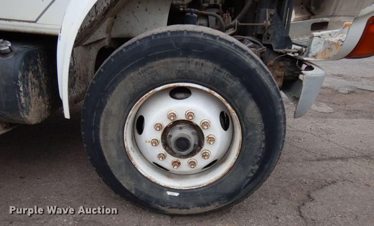 image for item JS9437 1998 International 4900  dump truck