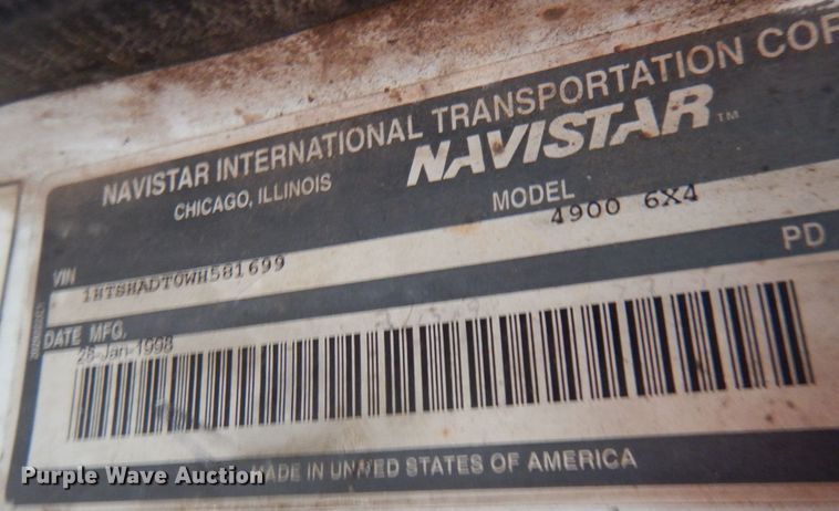 image for item JS9437 1998 International 4900  dump truck