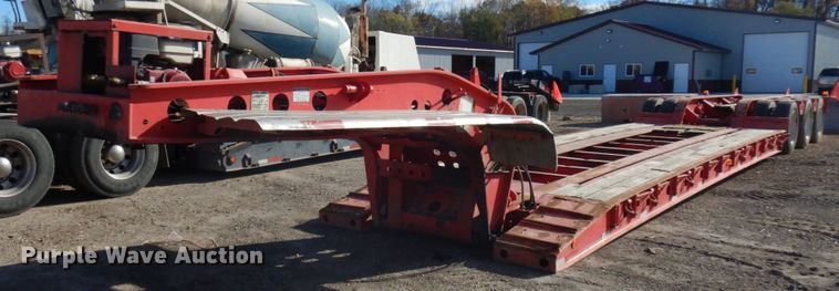 image for item JS9438 2000 Fontaine TH55-FLD  lowboy equipment trailer