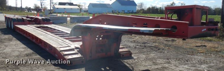 image for item JS9438 2000 Fontaine TH55-FLD  lowboy equipment trailer