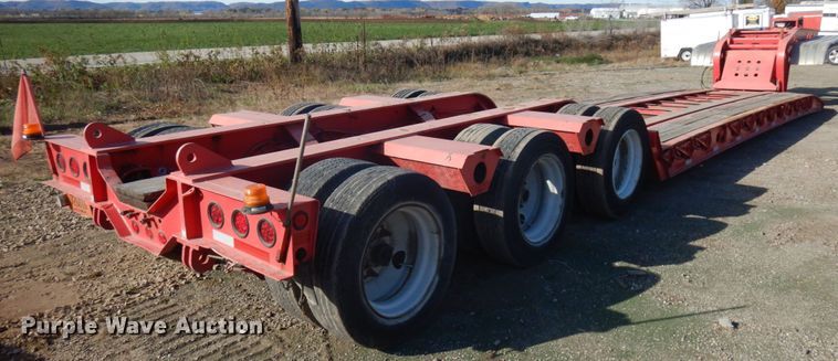 image for item JS9438 2000 Fontaine TH55-FLD  lowboy equipment trailer
