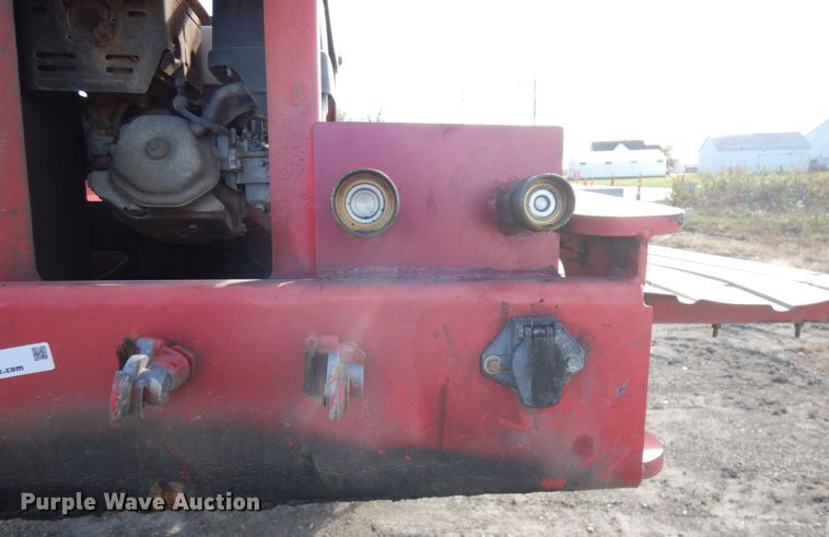 image for item JS9438 2000 Fontaine TH55-FLD  lowboy equipment trailer