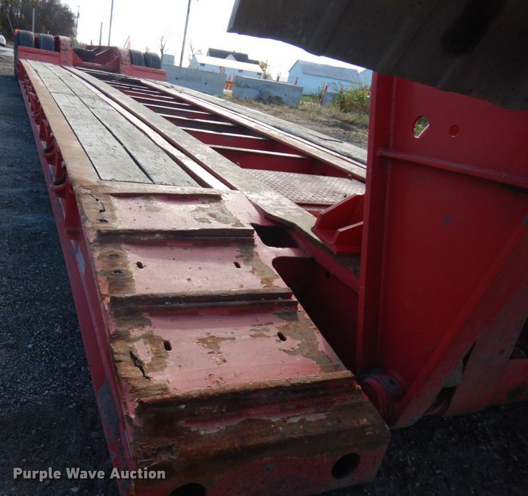 image for item JS9438 2000 Fontaine TH55-FLD  lowboy equipment trailer