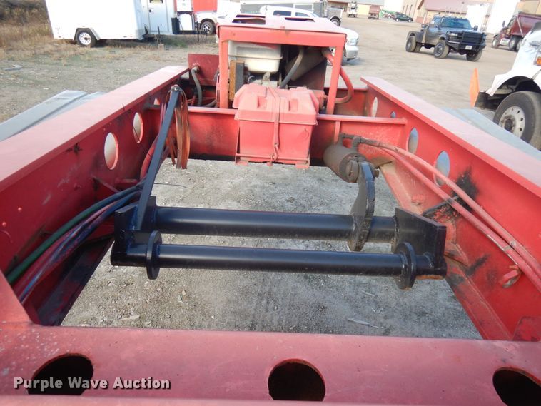 image for item JS9438 2000 Fontaine TH55-FLD  lowboy equipment trailer