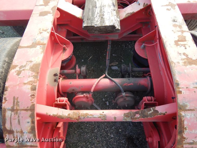 image for item JS9438 2000 Fontaine TH55-FLD  lowboy equipment trailer