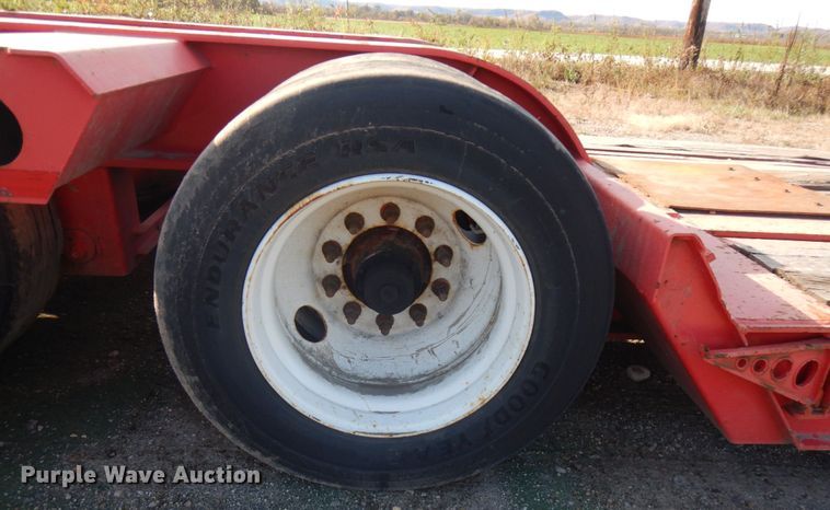 image for item JS9438 2000 Fontaine TH55-FLD  lowboy equipment trailer