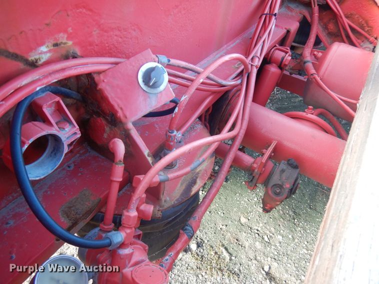 image for item JS9438 2000 Fontaine TH55-FLD  lowboy equipment trailer