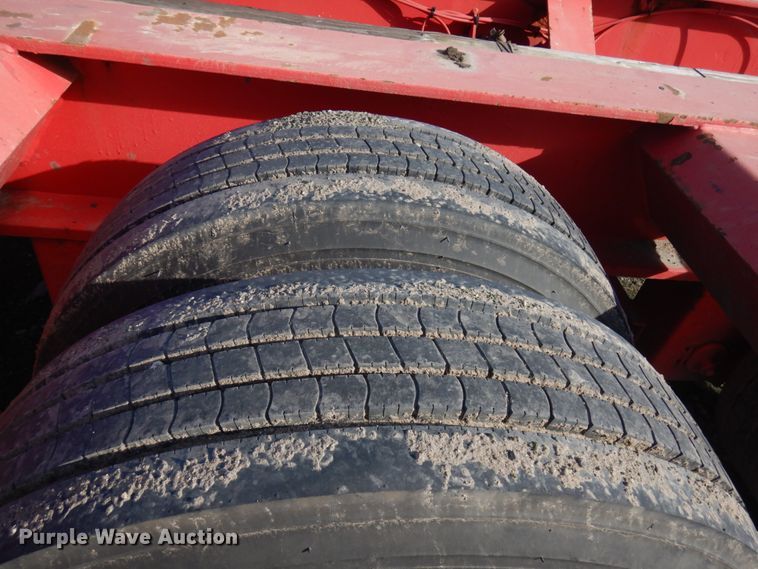 image for item JS9438 2000 Fontaine TH55-FLD  lowboy equipment trailer