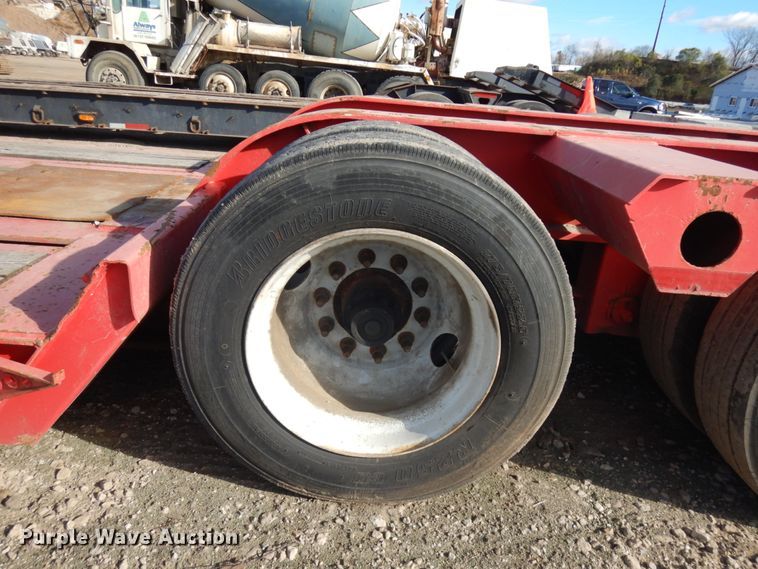 image for item JS9438 2000 Fontaine TH55-FLD  lowboy equipment trailer