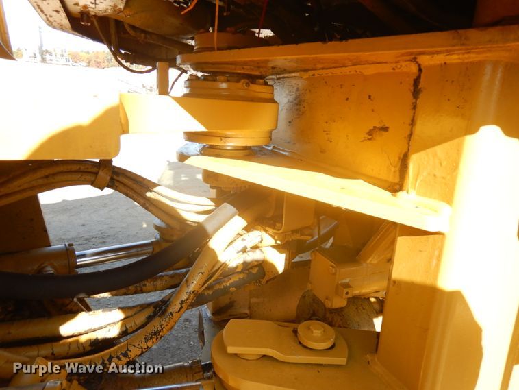 image for item JS9440 1994 Caterpillar 938F  wheel loader